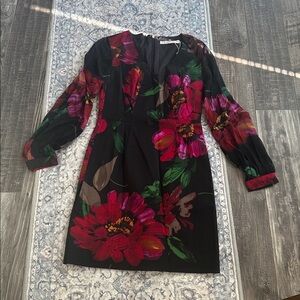 New Trina Turk floral printed dress (size 4)